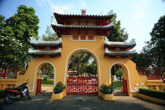 Tổng trấn Lê Văn Duyệt và án lệ Gia Định thành