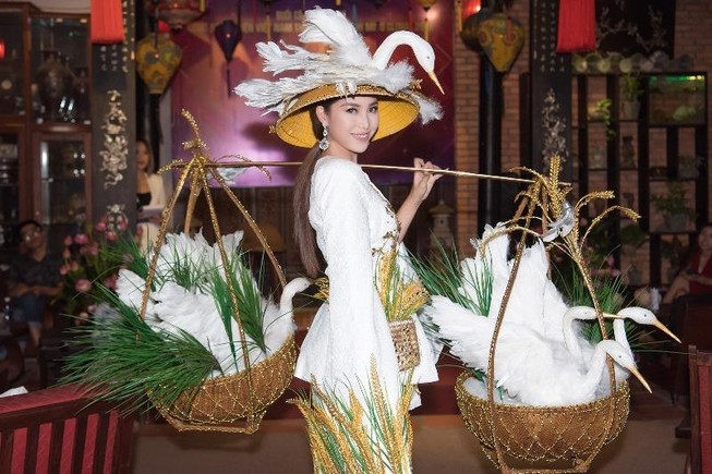 Mỹ Duyên mở hàng cuộc thi nhan sắc Việt đầu năm 2020