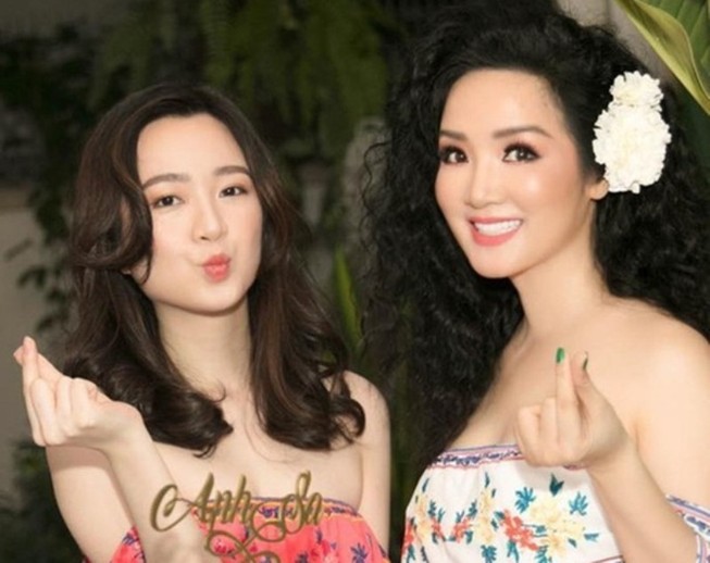 Anh Sa - con gái Hoa hậu Giáng My ngày càng xinh đẹp