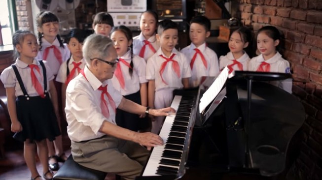 Phong Nhã - nhạc sĩ của tuổi thơ