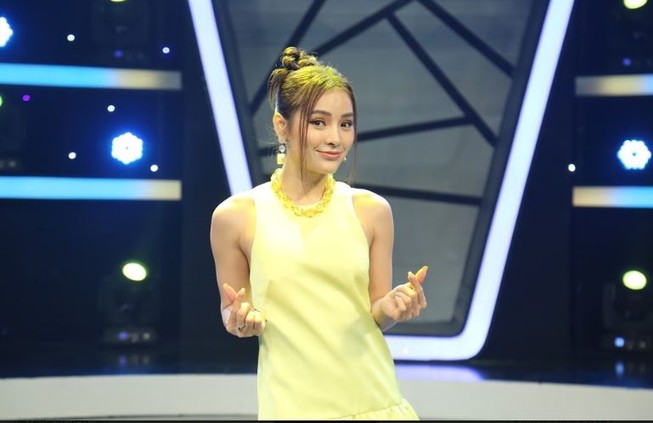 Phương Trinh Jolie sợ ế vì Nguyễn Hồng Thuận khen có… cơ bắp