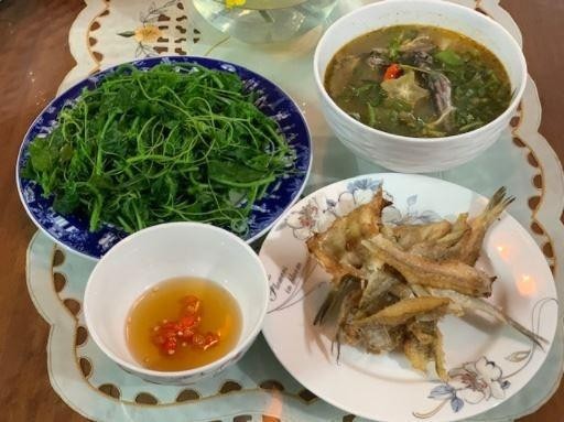 Mùa nước lụt bắt cá ngạnh ở miền Trung quê tôi