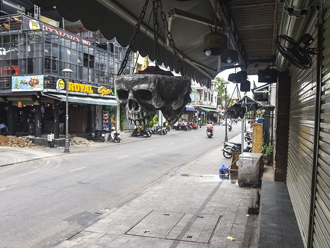 Phố Tây ở Huế trong ngày đầu vận động tạm ngừng hoạt động