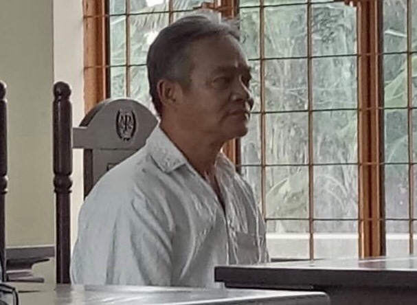 Tiếc một nhánh cây, lãnh hai năm tù