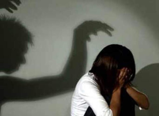 'Yêu' bé gái 13 tuổi 14 lần, trả giá 14 năm tù