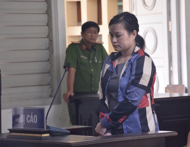 Người phụ nữ bỏ hơn 6kg ma túy trong cốp xe