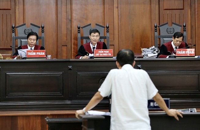 Nguyên phó chủ tịch Bình Dương lên tiếng vụ Cao Minh Huệ