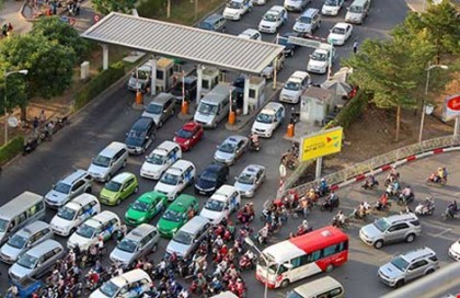 Khẩn cấp xây cầu vượt gỡ kẹt cho sân bay Tân Sơn Nhất