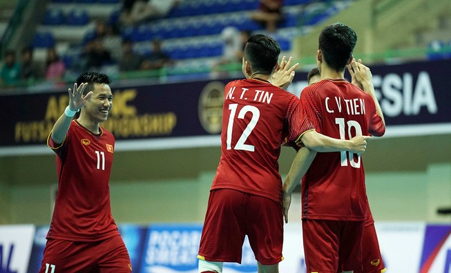 Futsal Việt Nam thắng 'hủy diệt' tuyển Brunei