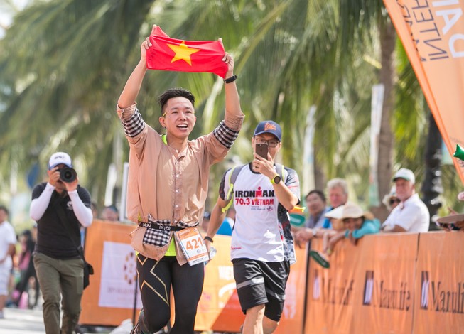 Giải marathon quốc tế Đà Nẵng truyền cảm hứng “Việt Nam Can“