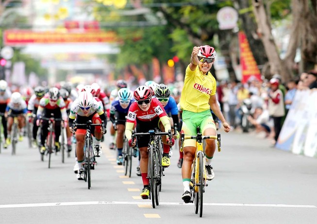 Nguyễn Thị Thật đoạt ‘cú đúp’, Lộc Trời thiết lập kỷ lục