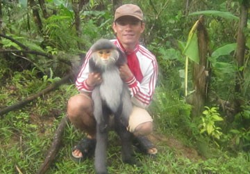 Mua voọc quý thả về rừng