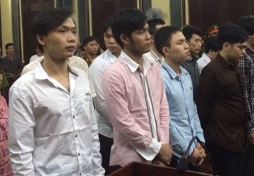 Băng cướp nhí vùng ven lãnh án nặng