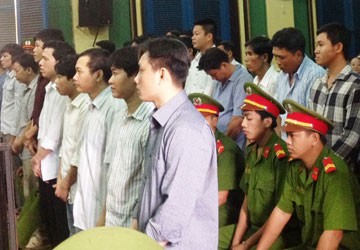 Ổ Đá gà ở Bình Hưng Hòa ra tòa