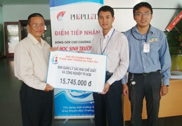 Góp thêm “gạch” xây trường học ở Trường Sa
