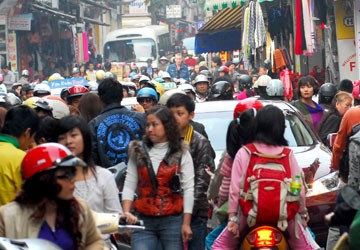 Không vội điều chỉnh giờ làm, giờ học