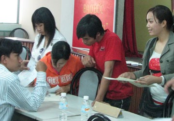 Xuất khẩu lao động: Tái khởi động thị trường Trung Đông