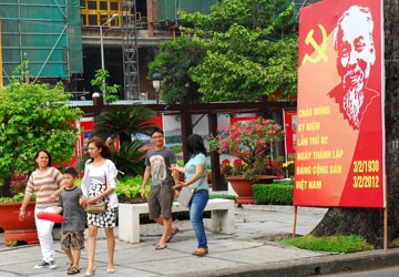 Cán bộ, đảng viên làm sai phải sẵn sàng từ chức