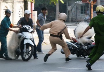 Giám đốc Công an tỉnh Thanh Hóa: “Luật không cấm quăng lưới...!”