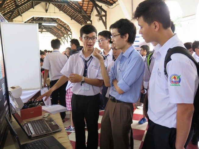 Độc đáo 18 đề tài khoa học của học sinh được giải nhất cấp thành phố