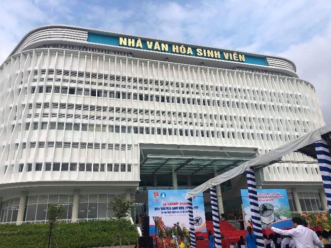 Khánh thành nhà văn hóa 'siêu' hiện đại dành cho sinh viên