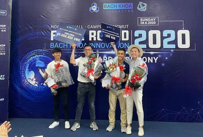 Hệ thống lọc không khí đạt giải nhất cuộc thi sáng tạo của SV