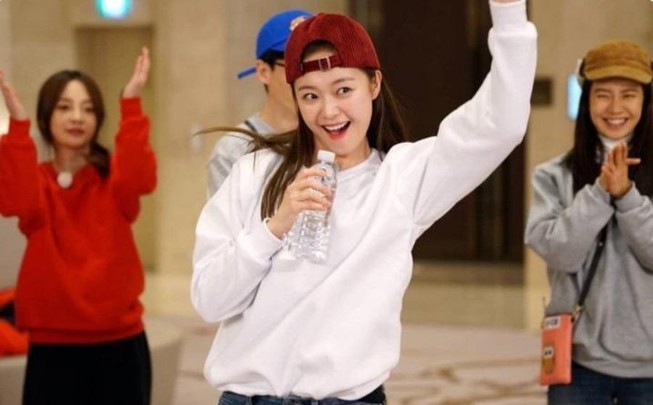 Jeon Somin tạm thời nghỉ Running Man 1 tháng do sức khỏe