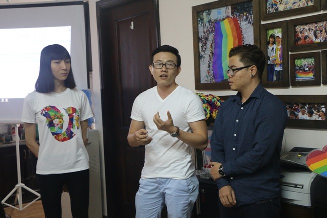 Phẫu thuật chuyển giới làm giảm 20 năm tuổi thọ?