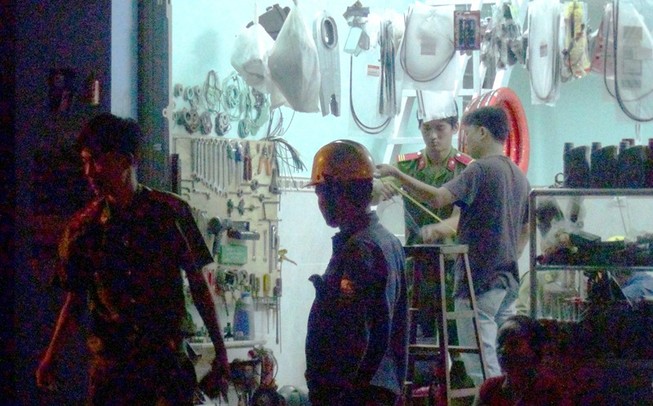 Nam thanh niên bị điện giật chết khi nối điện cho hội chợ