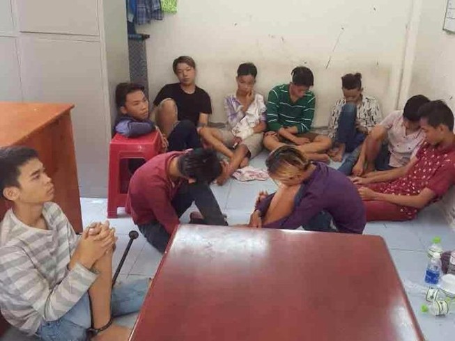Bắt băng cướp nhí hoạt động táo tợn ở quận Tân Phú