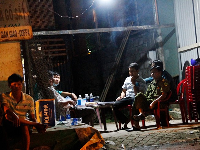 Thi thể người đàn ông phân hủy trong căn phòng