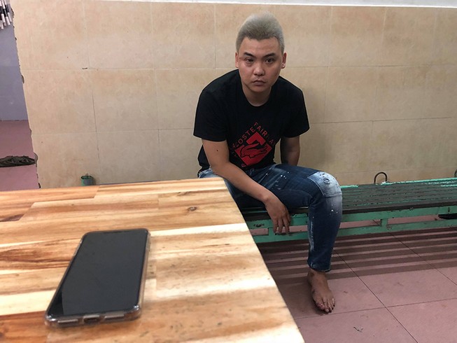 Phó Công an quận 1 TP.HCM lao ra đường phố bắt cướp