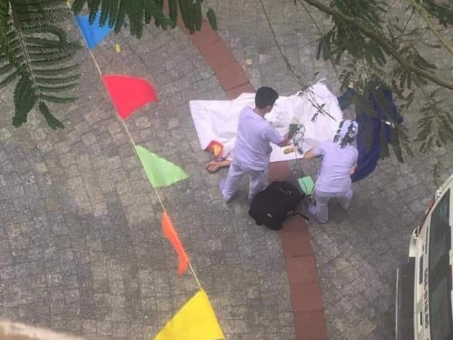 Một thanh niên rơi lầu tử vong tại Trường Đại học Hutech