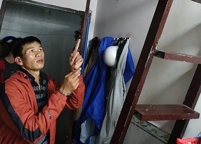 Vào công ty ở quận 3 trộm tiền tỉ rồi giấu ở phòng trọ bạn gái