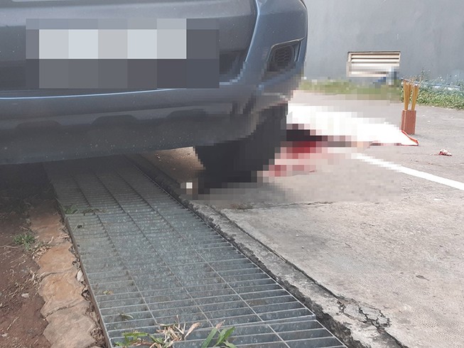 Rơi từ chung cư ở Bình Tân, một phụ nữ tử vong