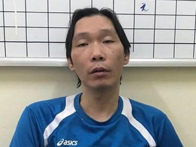 Gạ gẫm rồi giao cấu với bé gái là bạn của con trai mình