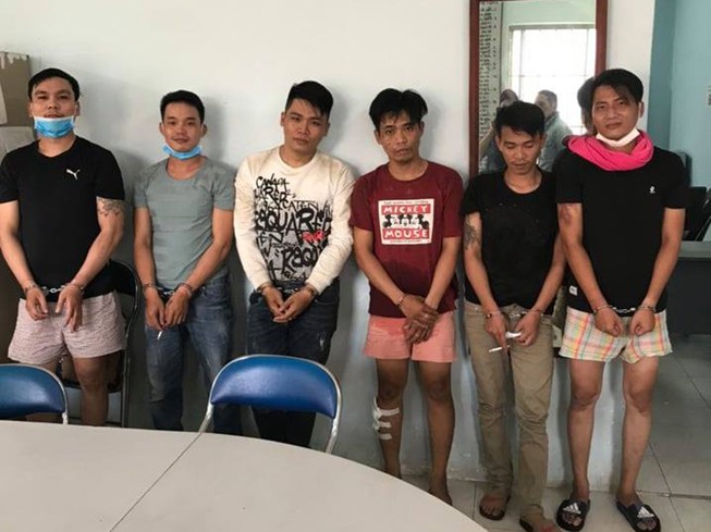 TP.HCM: Bắt băng cướp giật, xịt hơi cay gây án liên quận huyện