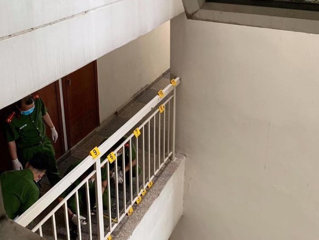 Công an kiểm tra lại hiện trường vụ TS Bùi Quang Tín rơi lầu