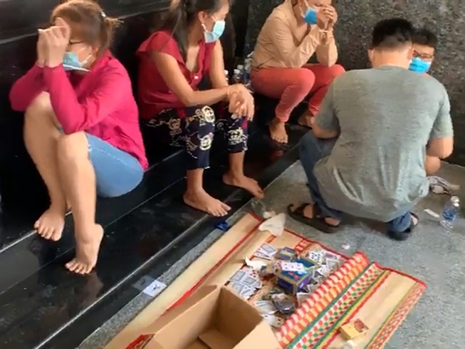 Sới bạc ‘khủng’ vùng ven TP.HCM trong dịch COVID-19