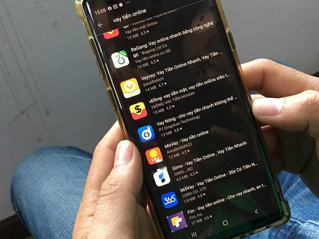 Thủ đoạn ‘hút máu’ của các app vay tiền online