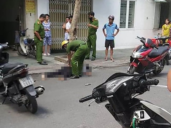 Người đàn ông nhảy lầu chung cư tử vong ở Phú Nhuận
