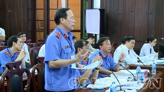 Đại diện VKSND Tối cao tại phiên xử giám đốc thẩm vụ án Hồ Duy Hải. Ảnh: congly.vn
