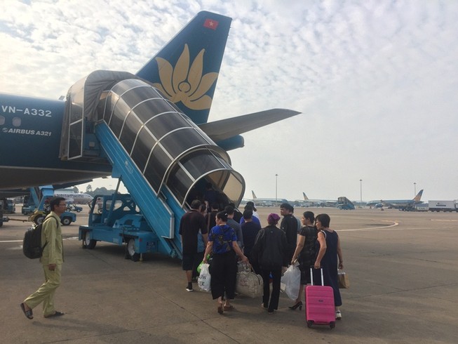 Tại sao Việt Nam phải cần đến 6 hãng hàng không?