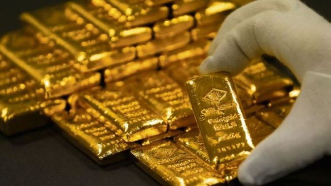 Giá vàng lại tăng dựng đứng, phá vỡ mốc 1.600 USD