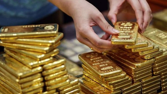 Giá vàng đang bị dồn nén nhưng sẽ vượt mốc 1.800 USD?