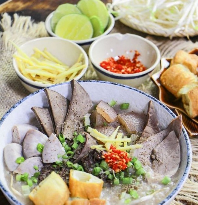 Muốn trẻ lâu, hãy ăn lòng heo?