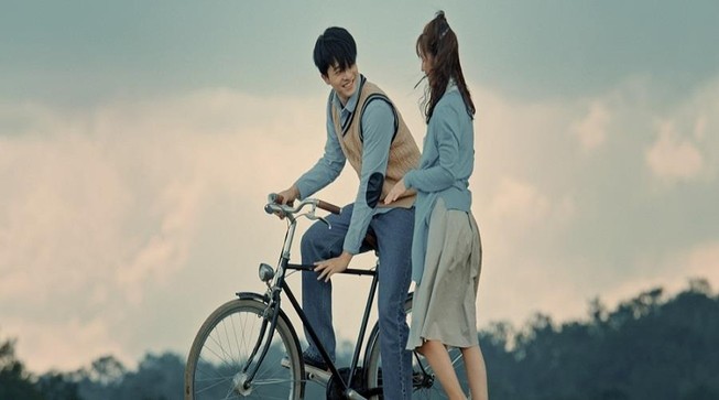 'Thật tuyệt vời khi ở bên em' hé lộ trailer đầy ẩn ý