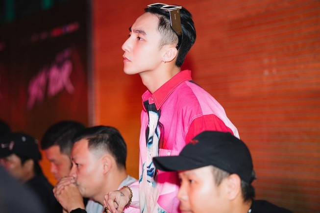 Fan chờ 'cháy' cùng Sơn Tùng M-TP với Sky tour 2019