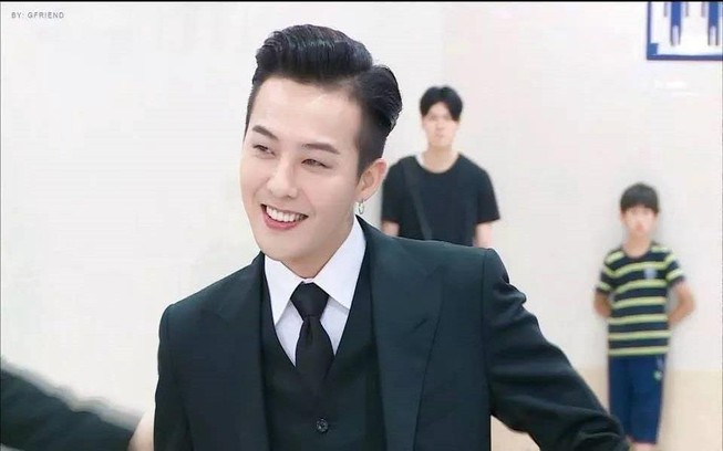 Triển lãm G Dragon tuyên bố không vi phạm các quy tắc quân sự