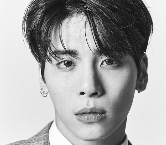 Người hâm mộ tưởng nhớ 2 năm ra đi của Jonghyun (SHINee)